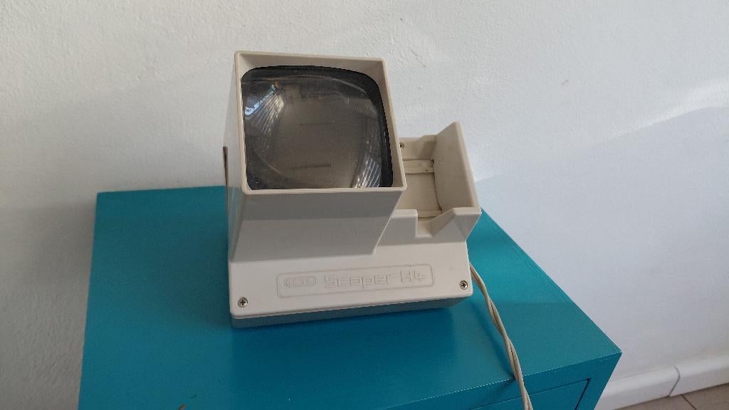 Diaviewer CENEI SCOPER H4, Ophalen of Verzenden, Gebruikt, Met scherm
