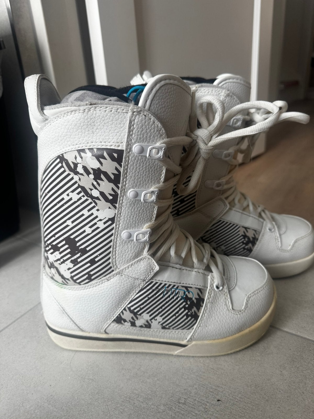 Snowboard schoenen, nitro vita, maat 38,5, Sport en Fitness, Ophalen, Gebruikt, Schoenen