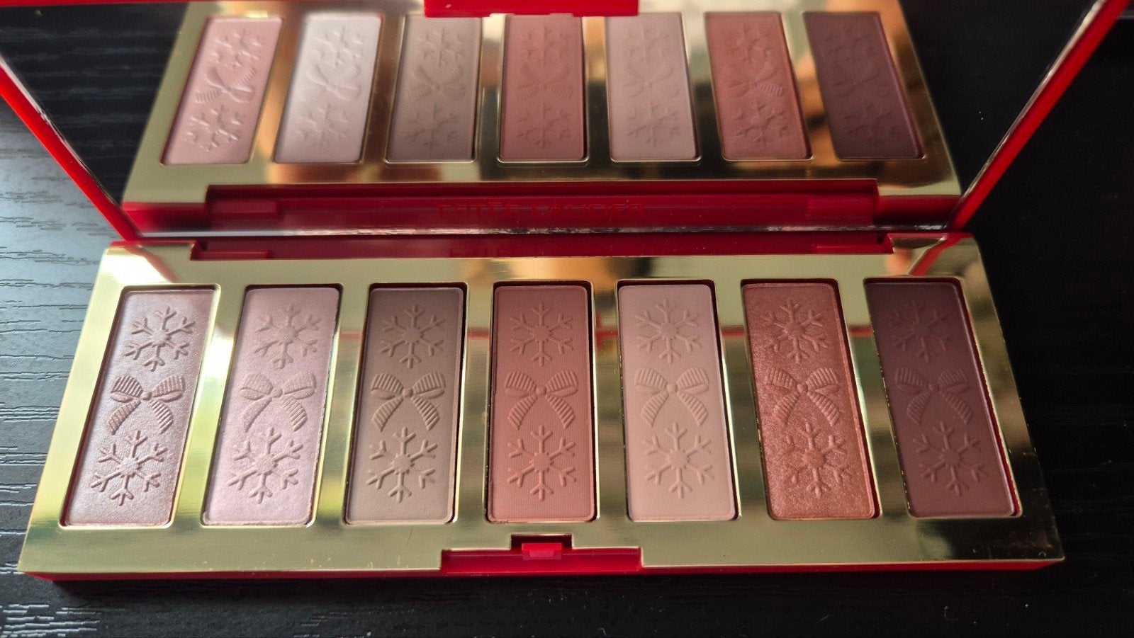 Estée Lauder Glam Limited Edition Oogschaduw Palet, Sieraden, Tassen en Uiterlijk, Uiterlijk | Cosmetica en Make-up, Ophalen, Ogen