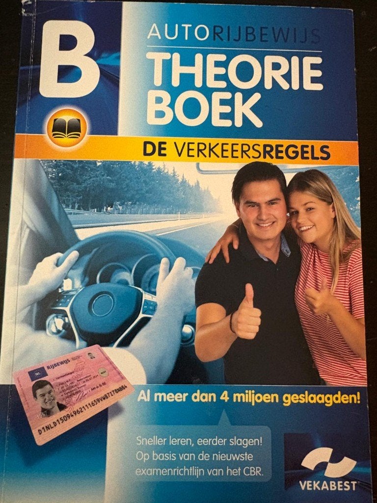 Auto theorieboek, Ophalen of Verzenden, Gelezen