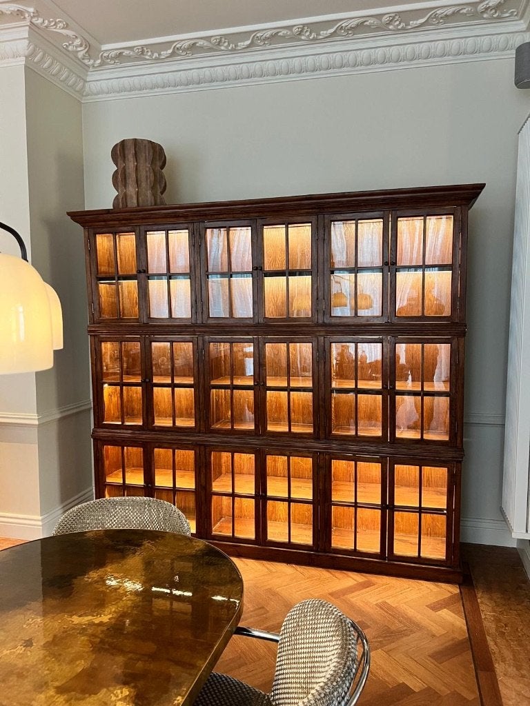 Oud Hollandse antieke vitrine kast met lampen, hout met glas, Ophalen