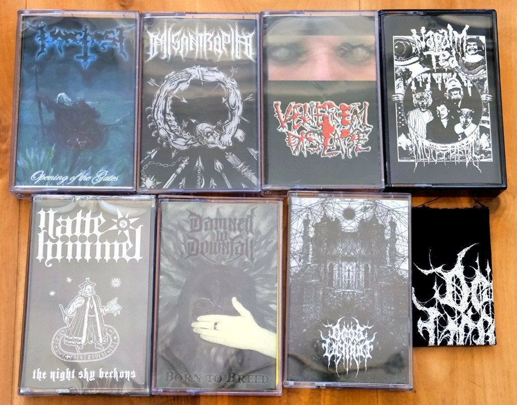 7x extreme metal cassette tapes, Verzenden, Zo goed als nieuw, Rock en Metal, 2 t/m 25 bandjes