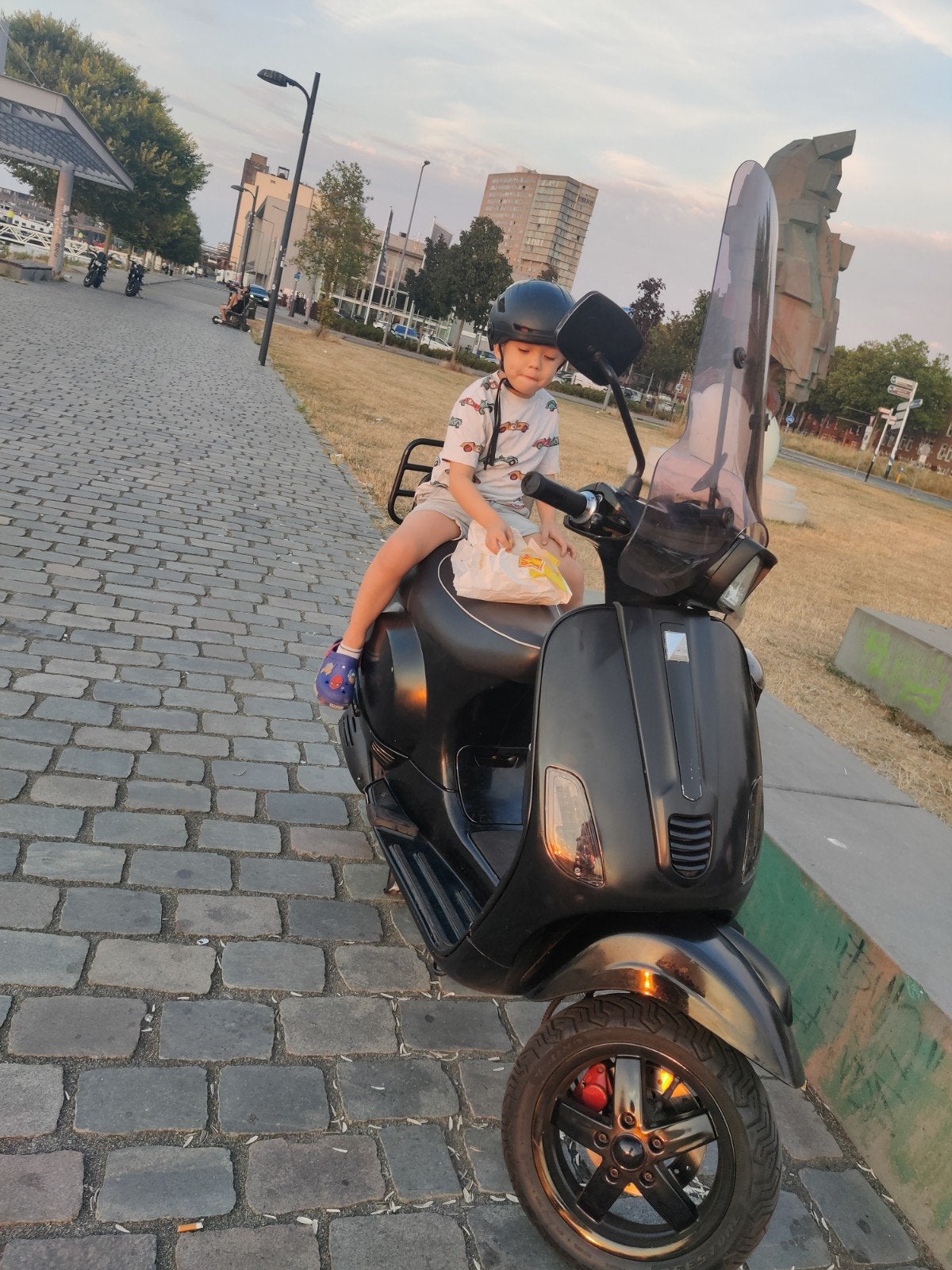 Vespa S 4T V2 50cc scooter met YSS ophanging, Malossi overbr, Ophalen