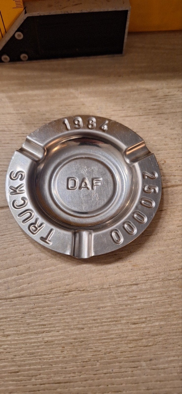 Daf trucks asbak uit 1984 (171026), Verzamelen, Gebruiksvoorwerp, ., Ophalen of Verzenden, Zo goed als nieuw