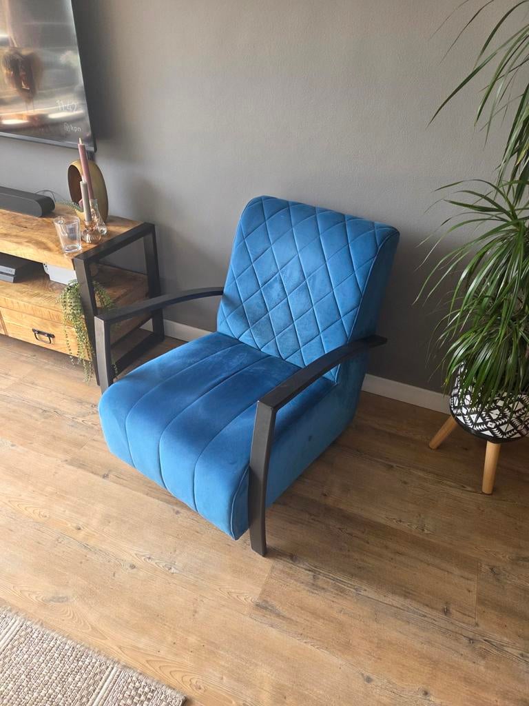 Comfortabele blauwe fauteuil industrieel, Modern, Comfortabel, Gebruikt, 75 tot 100 cm, Ophalen of Verzenden