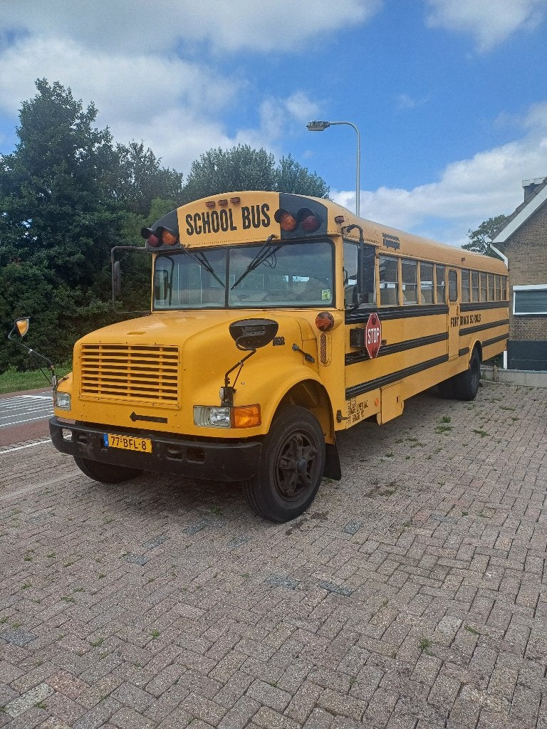 Amerikaanse schoolbus, Achterwielaandrijving, 3800 pk, Geel, Diesel