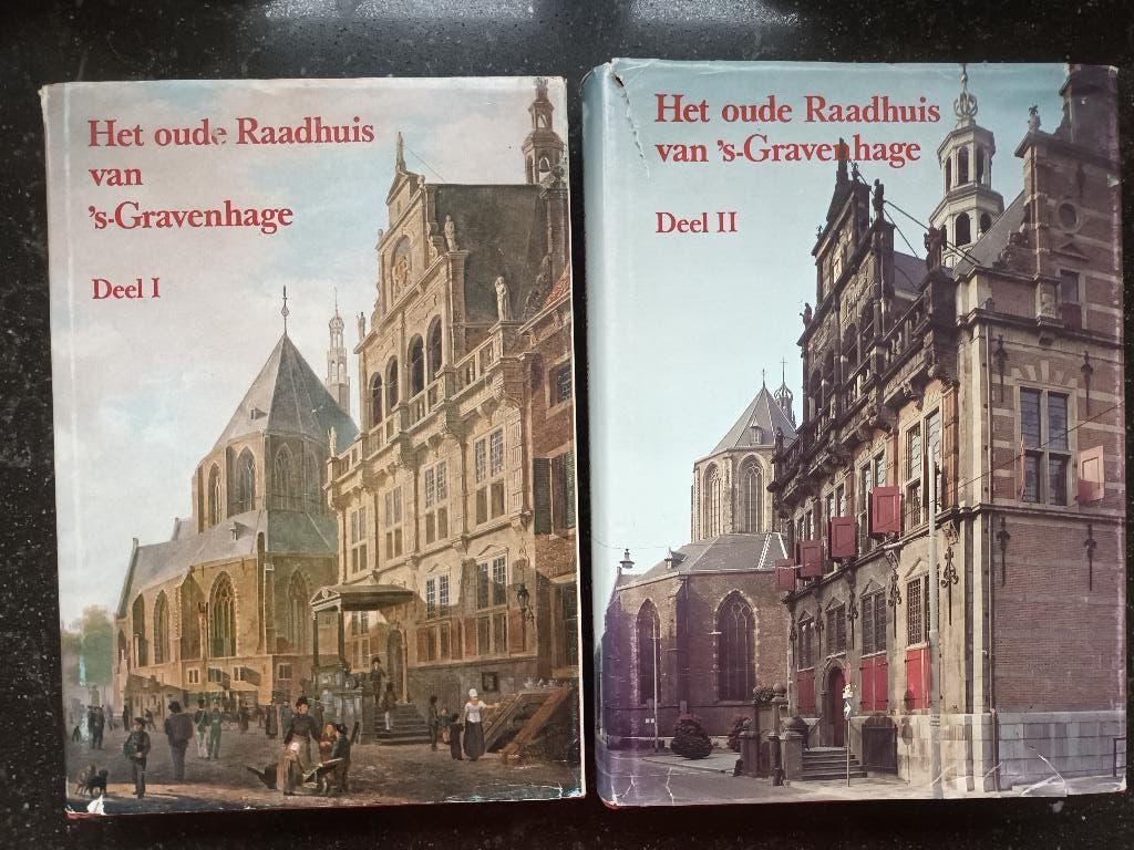 Geschiedenisboek over het oude raadhuis van Den Haag, Boeken, Ophalen of Verzenden, Gelezen