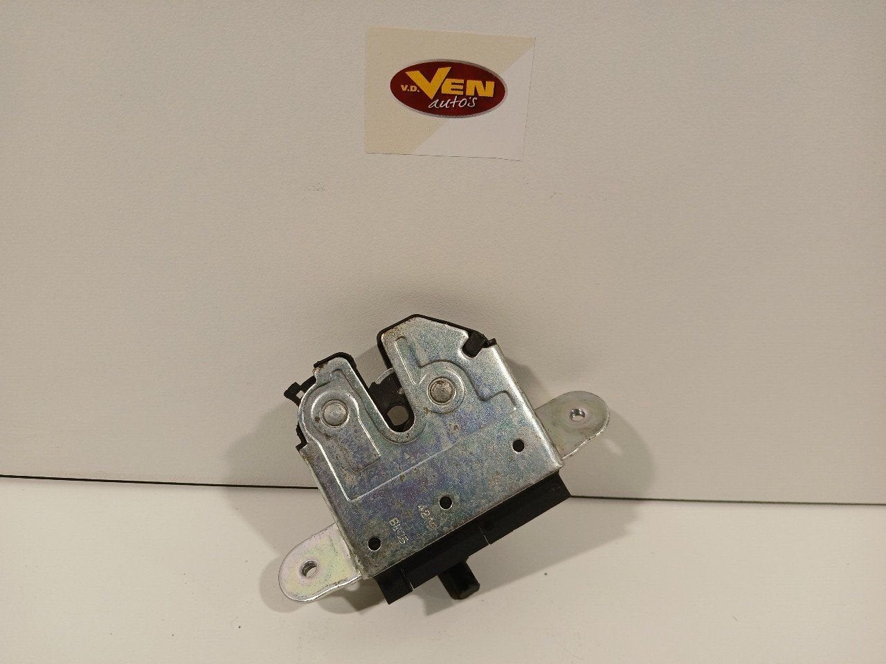 Slot mechaniek kofferdeksel achterklep elektrisch Opel Corsa, Auto-onderdelen, Onderdelen@venauto.nl, Van der Ven Autorecycling B.V.