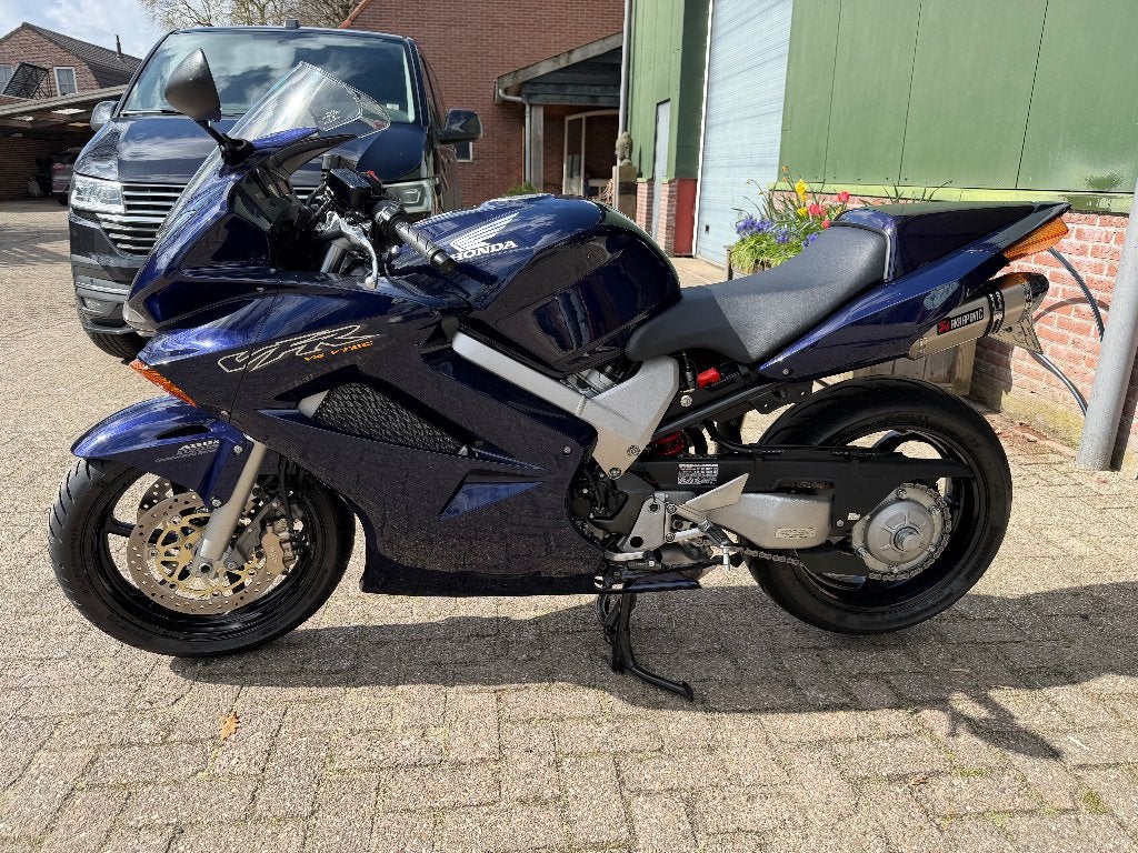 TE KOOP HONDA VFR 800 V-TECH, Occasion, 4 cilinders, Motorrijbewijs A, Particulier