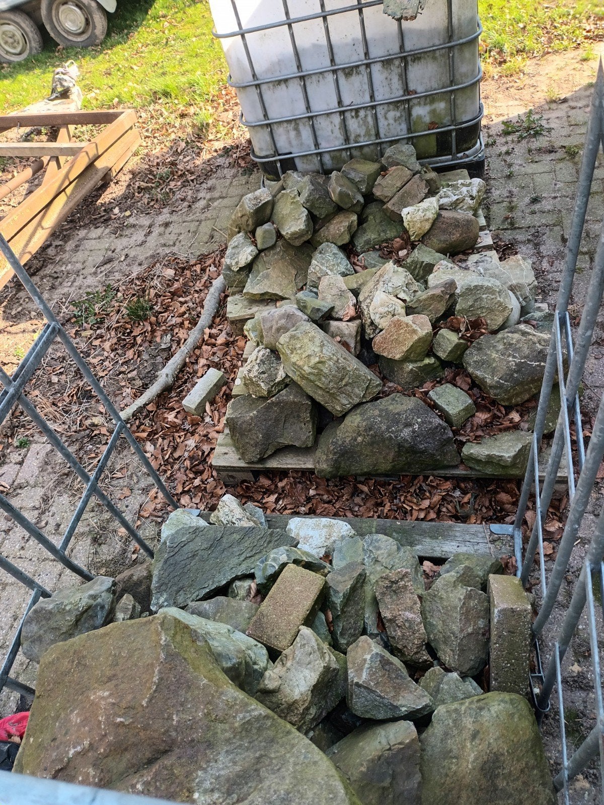 Diverse zwerfkeien natuurstenen rotsen en keien voor tuin of, Ophalen of Verzenden, Gebruikt, Multi, Kei