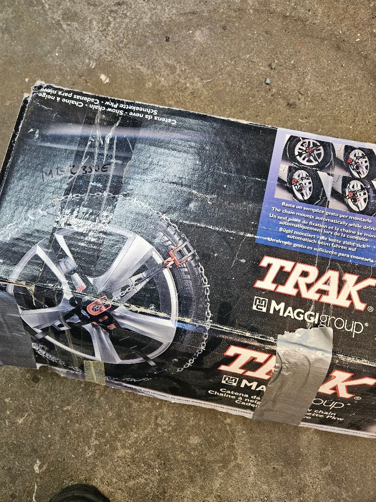 Sneeuwkettingen merk Trak 212, Ophalen, Gebruikt