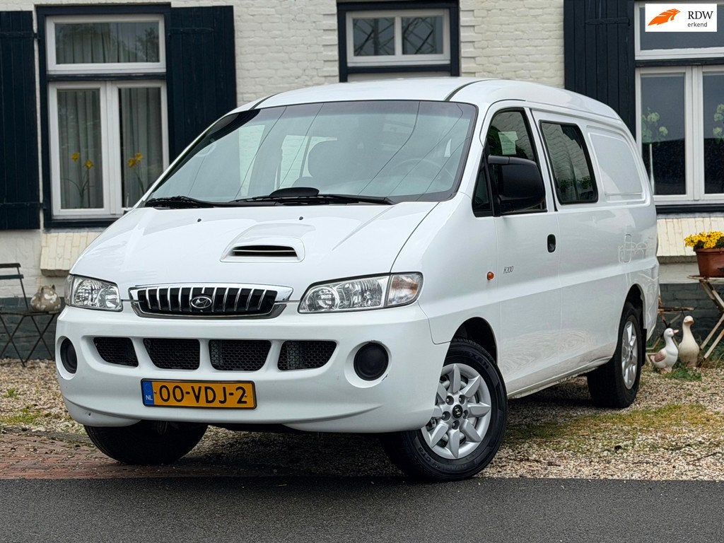 Hyundai H 200 2.5 TCI Luxe lang DC, Auto's, Gebruikt, 4 cilinders, Bedrijf, Euro 4