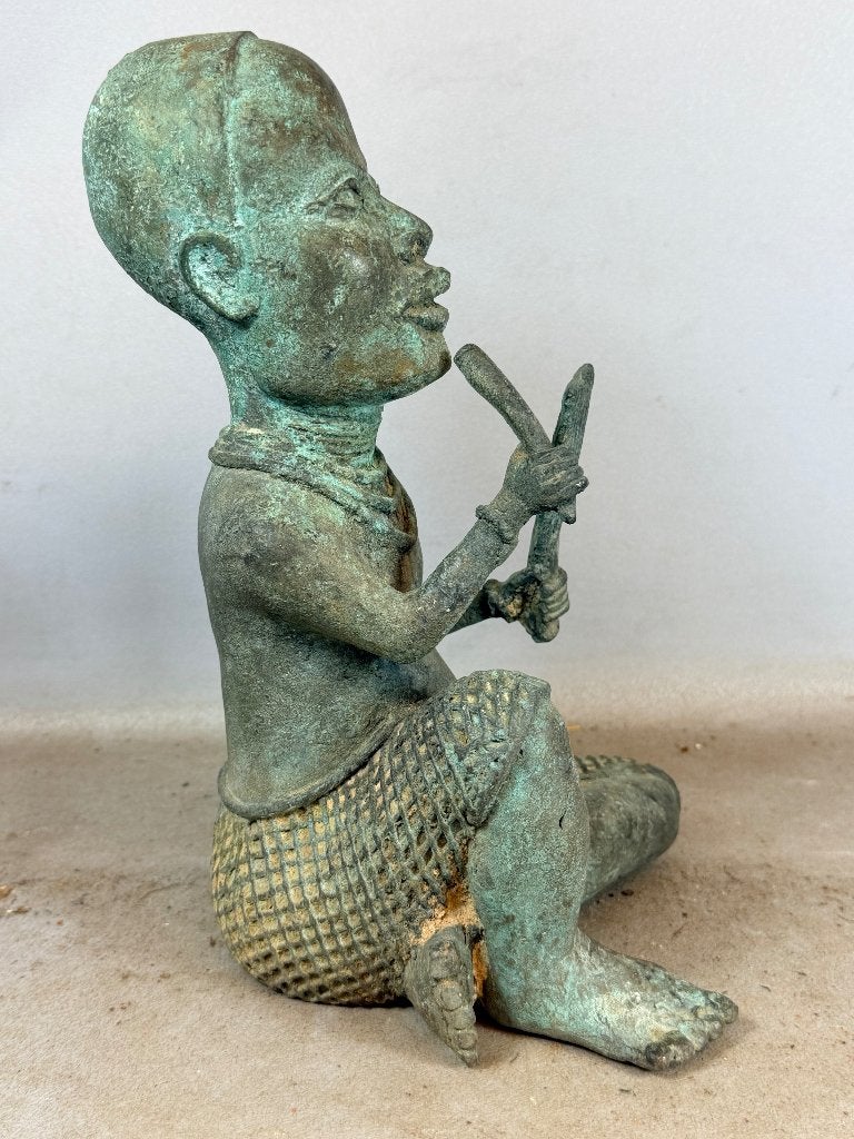 260727 - African Oba village Benin Bronze sculpture - Benin., Ophalen of Verzenden