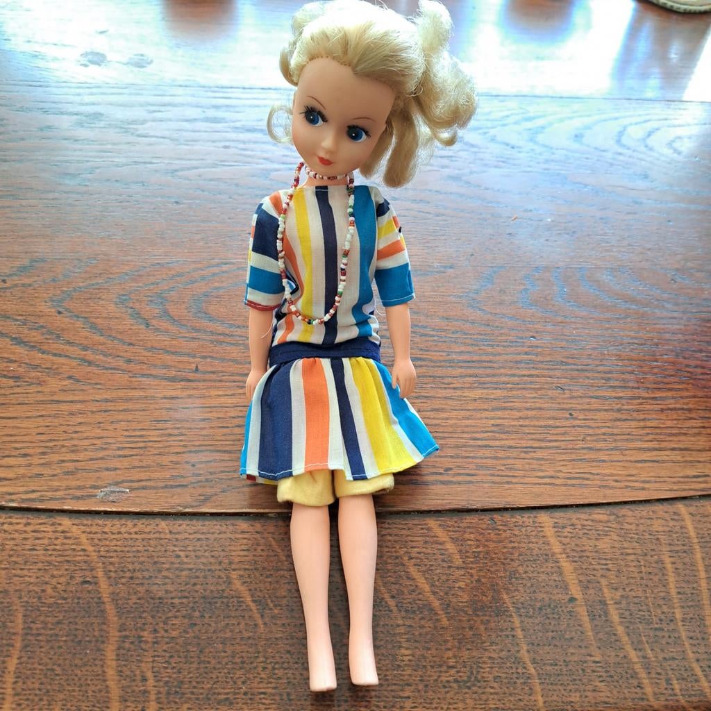 Vintage Fleur pop met gestreepte outfit, Verzamelen, Poppen, Ophalen of Verzenden