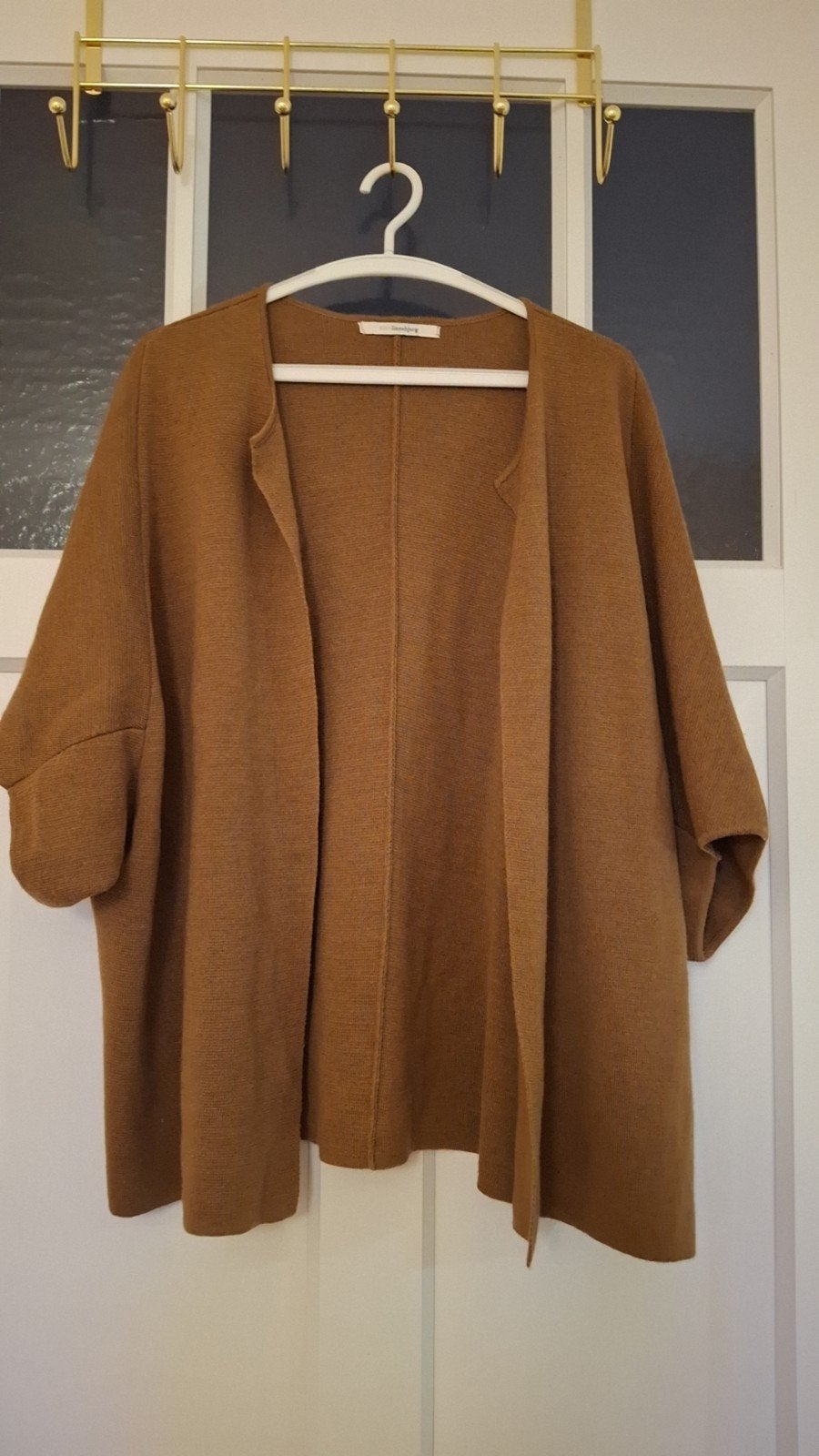 Kort ruim / los vallend vest sibinlinnebjerg maat s / m, Kleding | Dames, Ophalen of Verzenden, Zo goed als nieuw