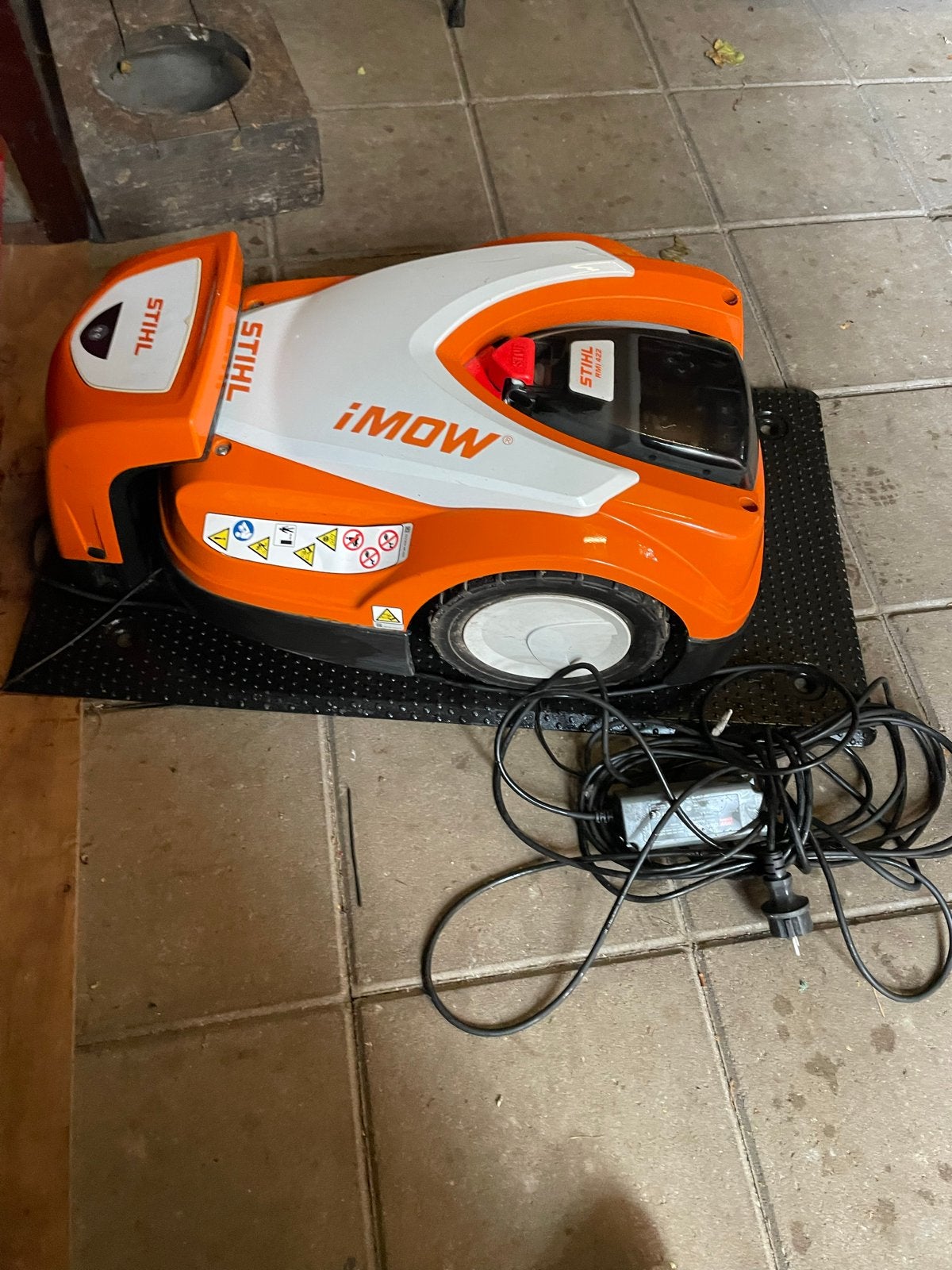 Stihl iMow RMI 422 P robotmaaier - zo goed als nieuw