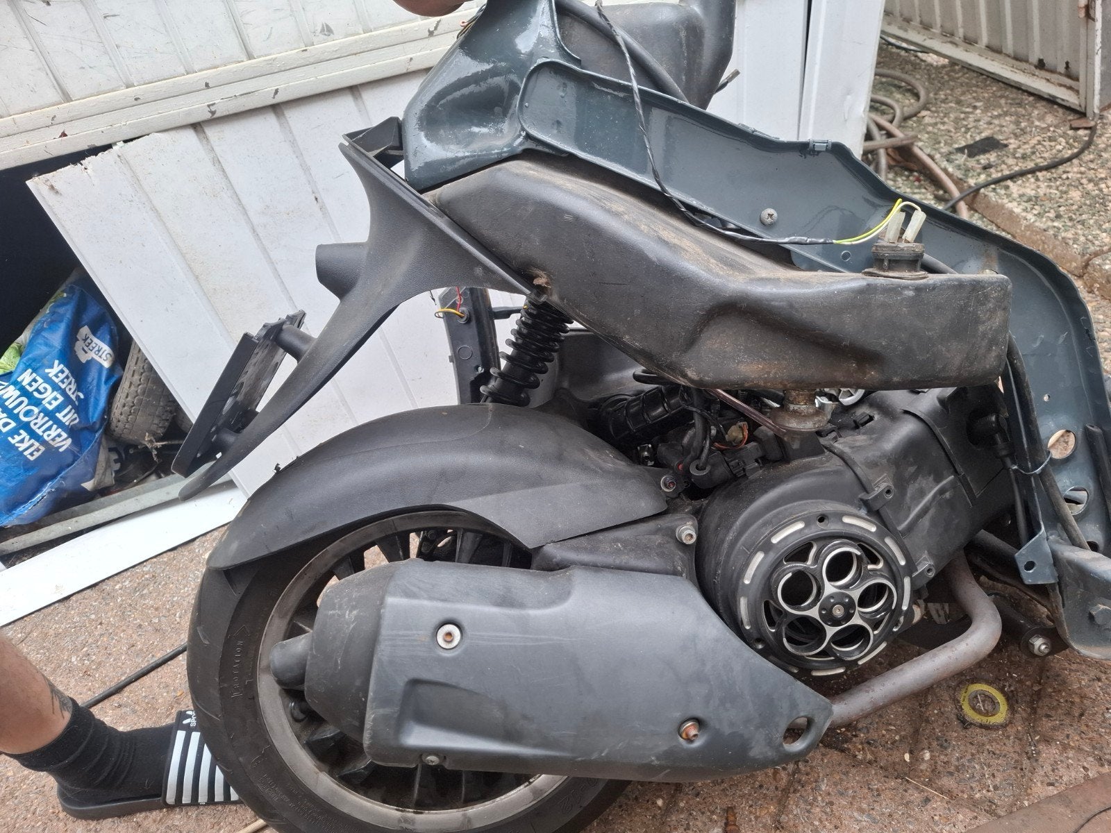 zip 125cc, Ophalen, Zo goed als nieuw, Benzine, Zip
