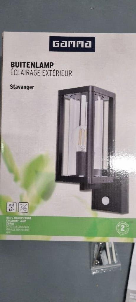 Gamma Buitenlamp Stavanger met Dag- / Nachtsensor Zwart, Overige materialen, Licht-donker-sensor, Minder dan 50 watt, Wandlamp