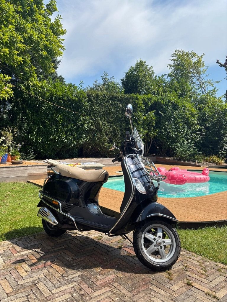 Unieke Vespa lx50 brom 2t, Tweetakt, Maximaal 45 km/u, Ophalen of Verzenden, Zo goed als nieuw