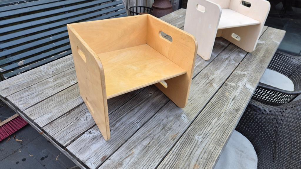 Kubus kinderstoeltje "Van  Dijk Toys" hout, Ophalen