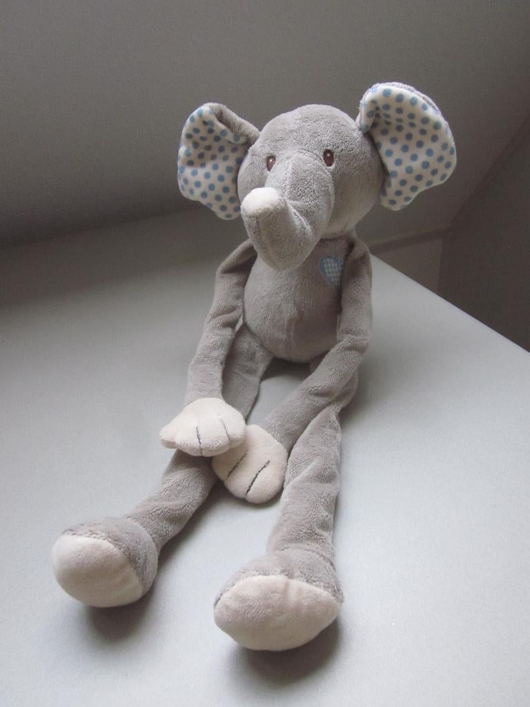 Evora Kruidvat lichtgrijs zacht pluche "slungel olifant", Ophalen of Verzenden, Zo goed als nieuw, Olifant