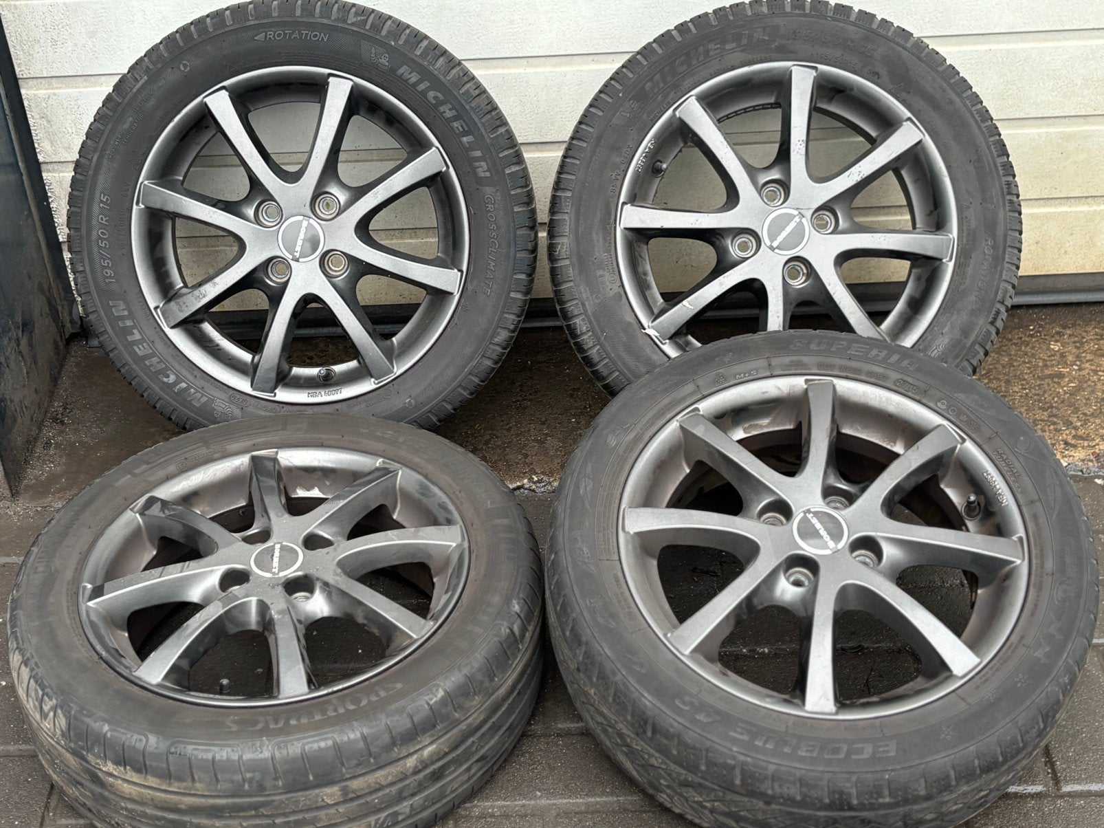 15 inch 4x100 velgen+ zomerbanden, Ophalen