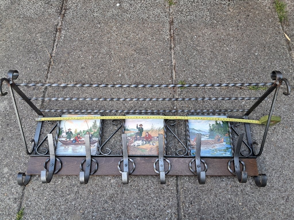 kapstok van smeetijzer met 6 haken en tegeltjes met vissers, Gebruikt, Minder dan 100 cm, Metaal, Ophalen