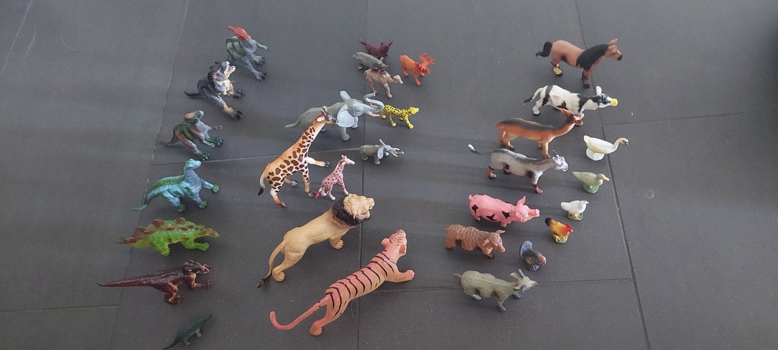 Collectie speelgoed dierenfiguren, Ophalen, Zo goed als nieuw