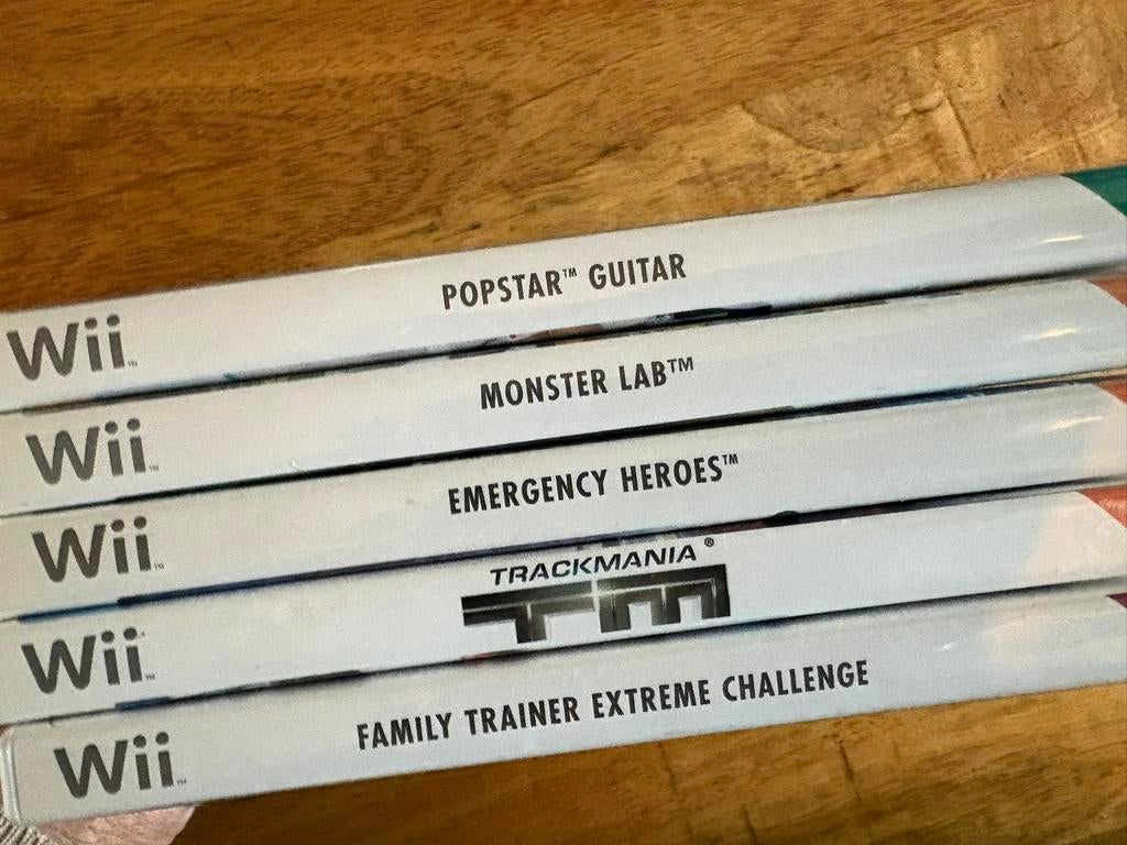 4 Wii games ( track mania is verkocht), Ophalen of Verzenden, Zo goed als nieuw, Sport, 3 spelers of meer