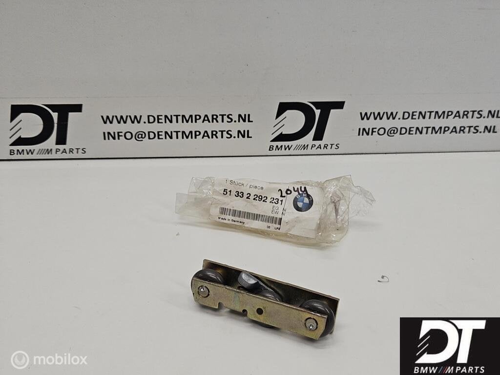 Roller guide rear left BMW Z1 51332292231, Nieuw, Ophalen of Verzenden