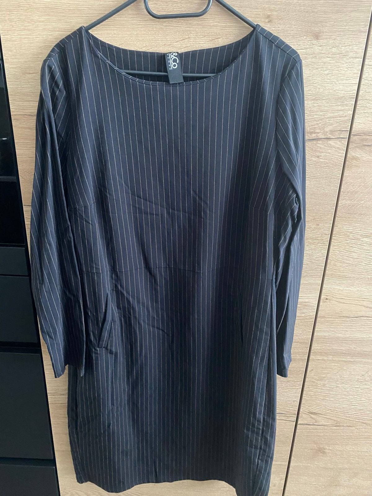 Zwarte gestreepte jurk van &Co Woman, maat XL, Kleding | Dames, Jurken, Zwart, Maat 46/48 (XL) of groter, Ophalen of Verzenden