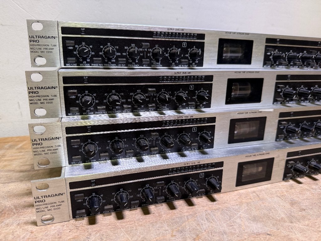 Behringer MIC2200 Ultragain Pro Microfoon Voorversterker, Ophalen of Verzenden, Gebruikt, Overige typen
