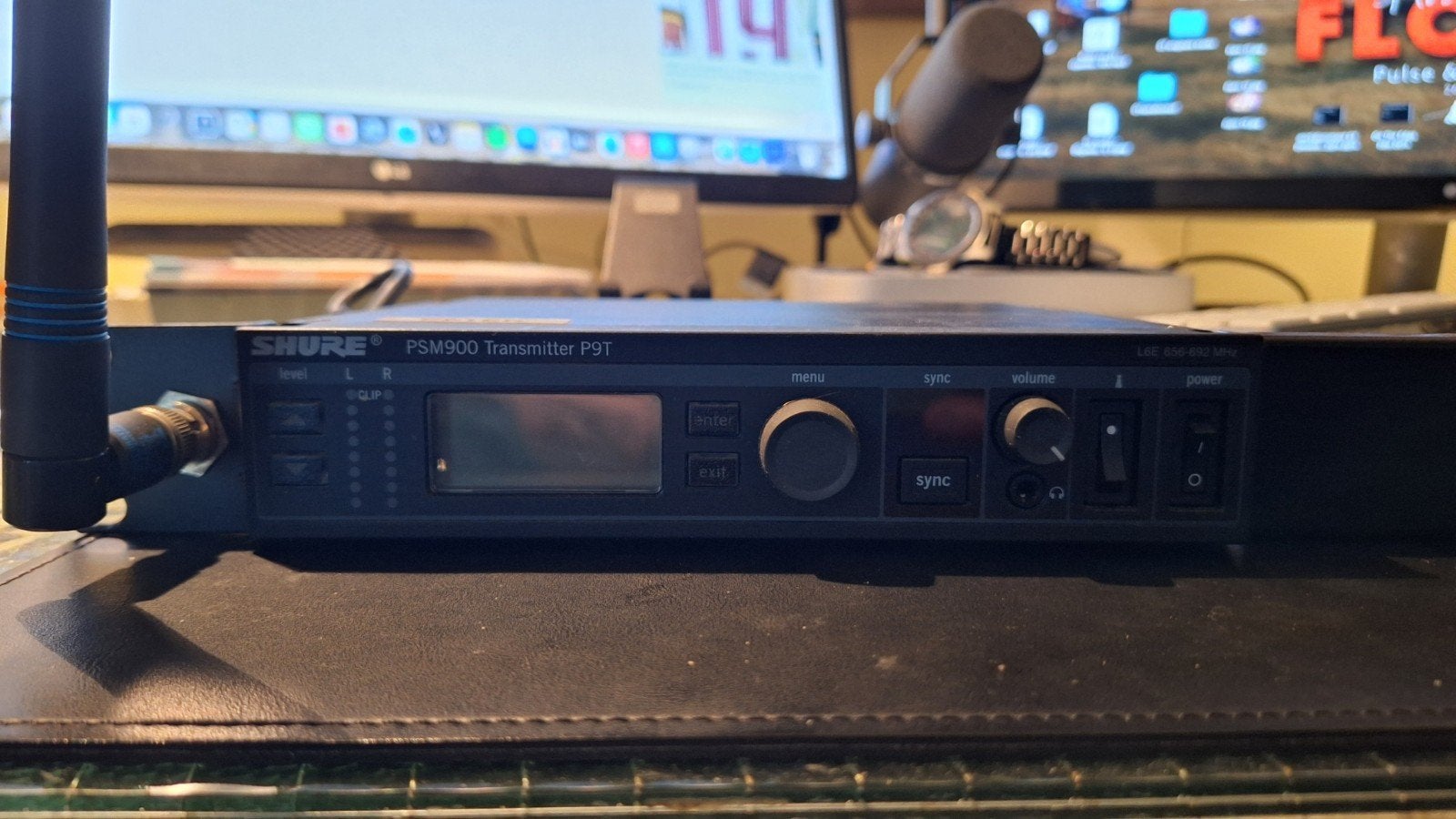 Shure PSM900 P9T Transmitter & P9RA Ontvanger Set, Ophalen of Verzenden, Gebruikt, Overige typen, Draadloos