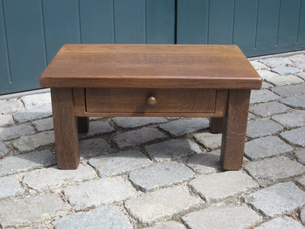 Moet weg TV-tafel of bijzettafel, Ophalen, Eikenhout, 50 tot 100 cm, Zo goed als nieuw