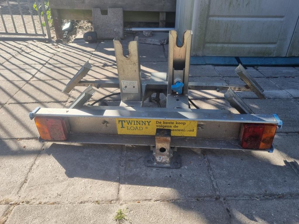 Twinny load fietsendrager, Ophalen, Trekhaakdrager