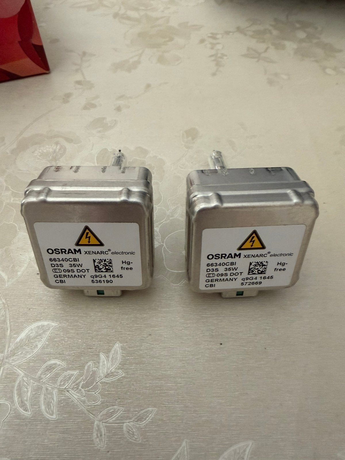 2x Osram xenon lamp d3s 35 w 4300k, Ophalen of Verzenden