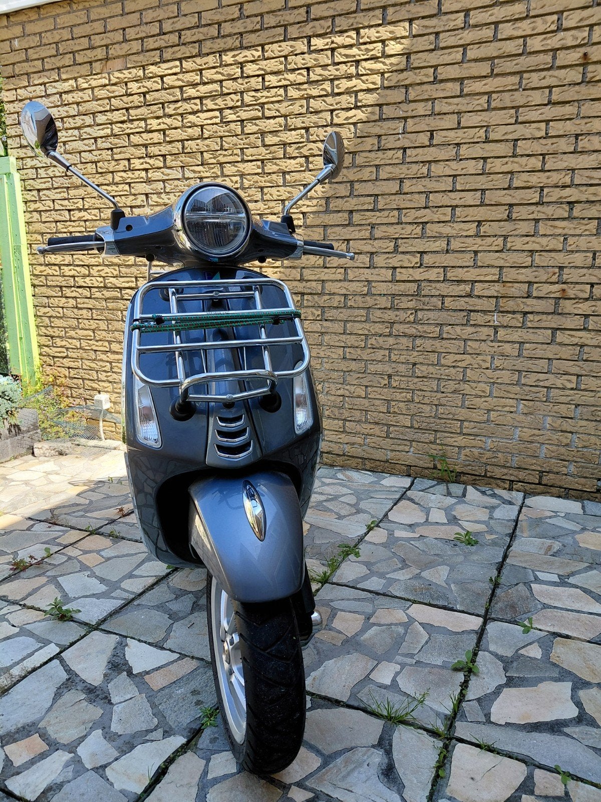 Vespa Primavera Touring 50 4T 3V scooter 2023, Ophalen, Gebruikt, Overige modellen, Maximaal 45 km/u