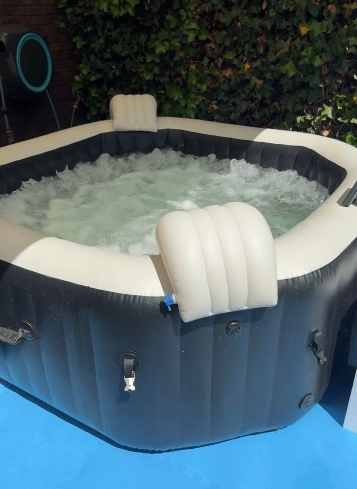 Intex purespa deluxe 6 persoons igst, Tuin en Terras, Bubbelbaden en Hottubs, Ophalen, Gebruikt, Filter, Opblaasbaar