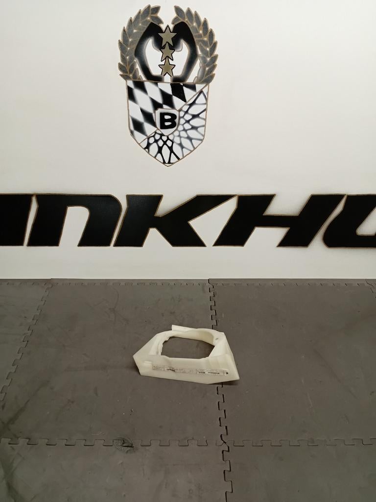 BMW E46 MONTAGEPLAAT MISTLAMP RECHTS M 51112496370 NIEUW, Ophalen of Verzenden, BMW, .., ..
