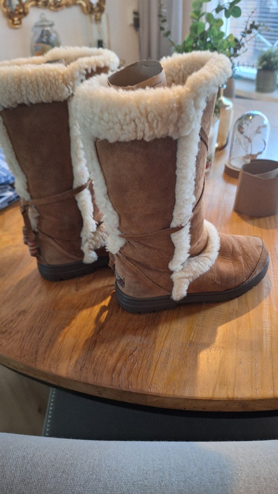 Keurige Uggs nightfall 5359, Ophalen of Verzenden, Zo goed als nieuw, Bruin, Hoge laarzen