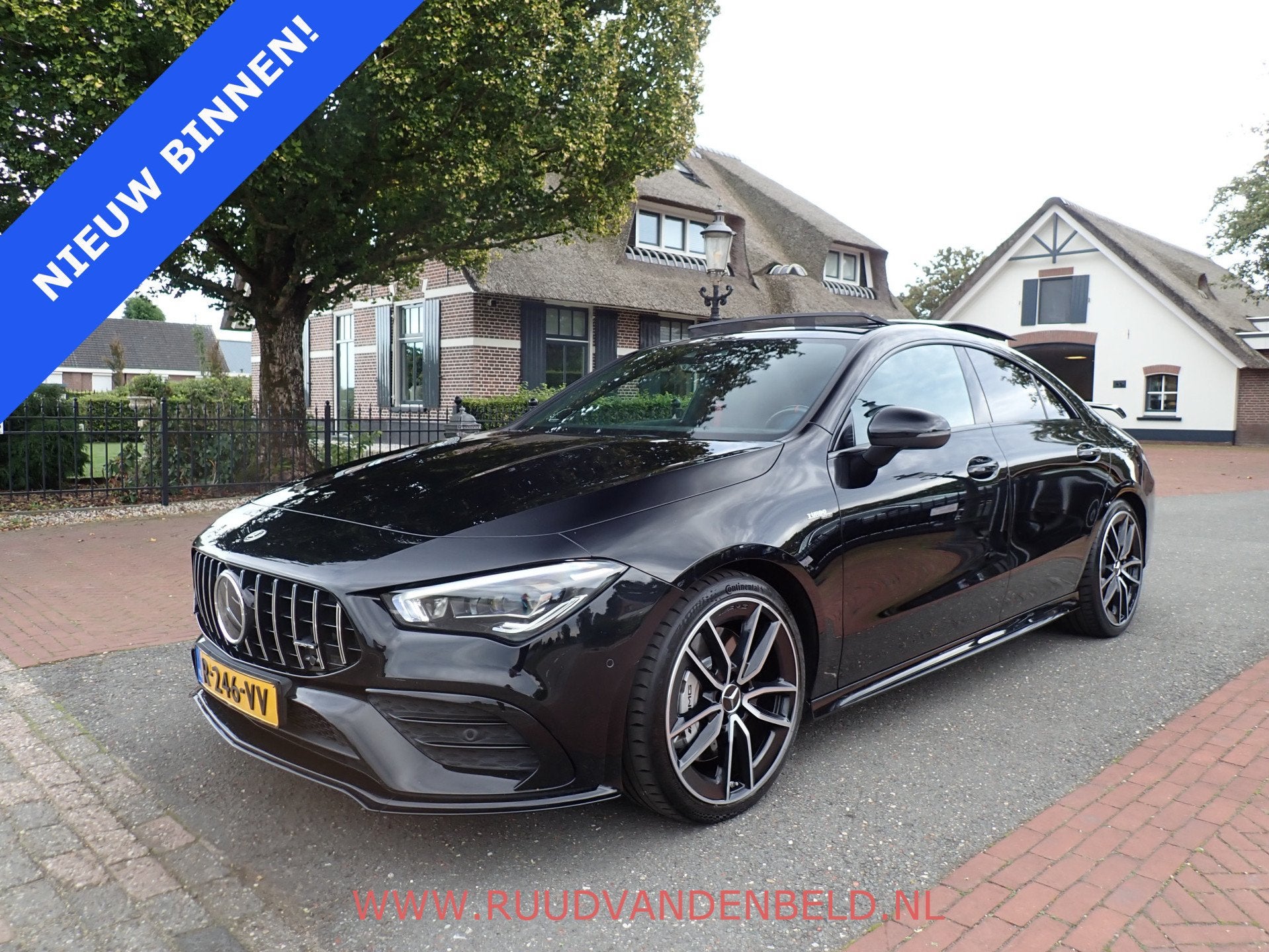 Mercedes-Benz CLA-Klasse AMG 35 4MATIC / SFEERVERLICHTING /, Automaat, CLA, 4 cilinders, Leder en Stof