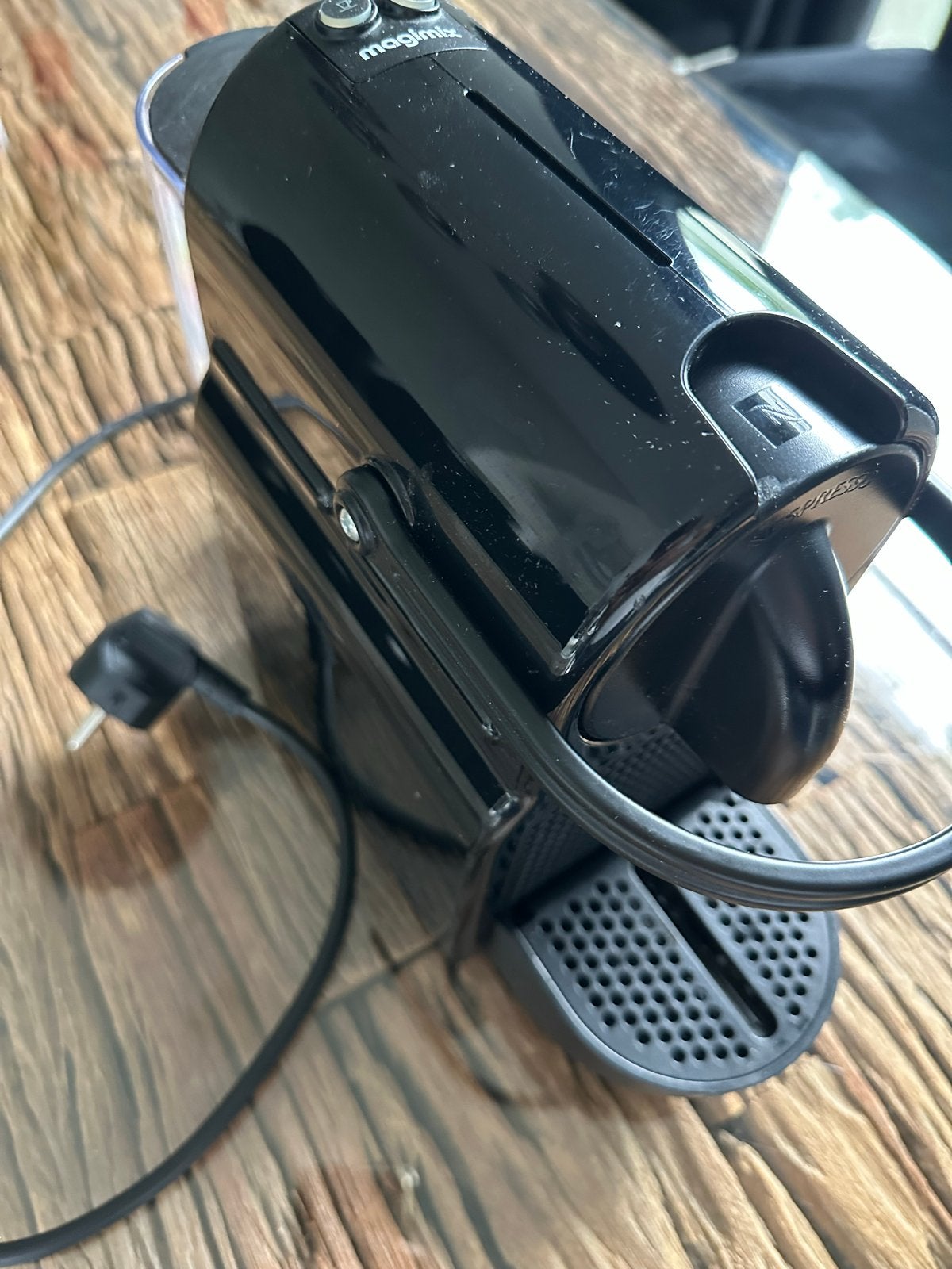 Compacte Magimix Nespresso Inissia - Zwart, Witgoed en Apparatuur, Gebruikt, Espresso apparaat, Ophalen of Verzenden, 1 kopje