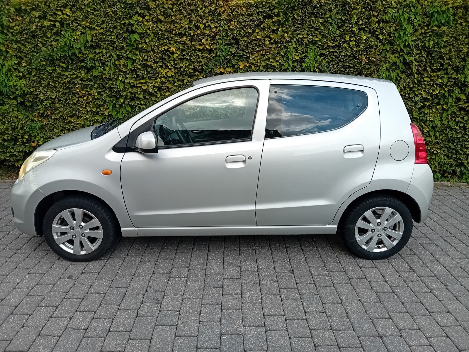 Suzuki Alto 1.0 55.000 km 2010 Grijs, Auto's, Voorwielaandrijving, 200 kg, 4 stoelen, Origineel Nederlands