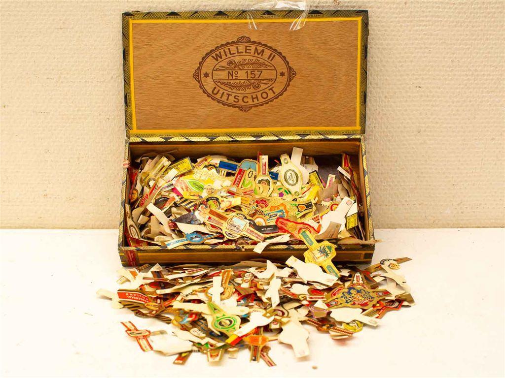 Sigarenbandjes is een sigarendoosje 36982, Ophalen of Verzenden, Gebruikt, Sigarenbandjes