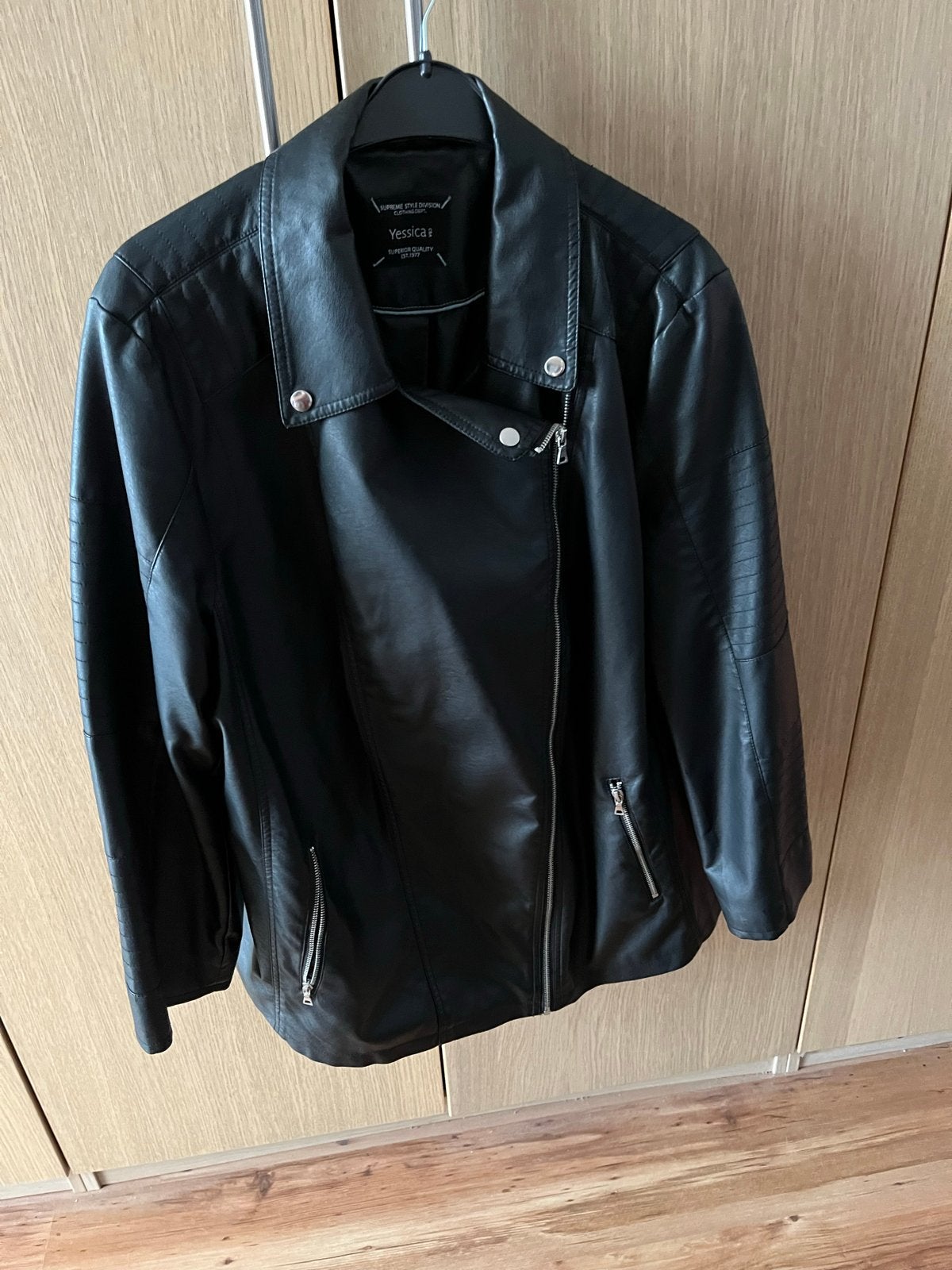 Zwart nep leren bikerjack maat 56, Kleding | Dames, Ophalen of Verzenden, Zo goed als nieuw, Zwart, Jasje of Colbert
