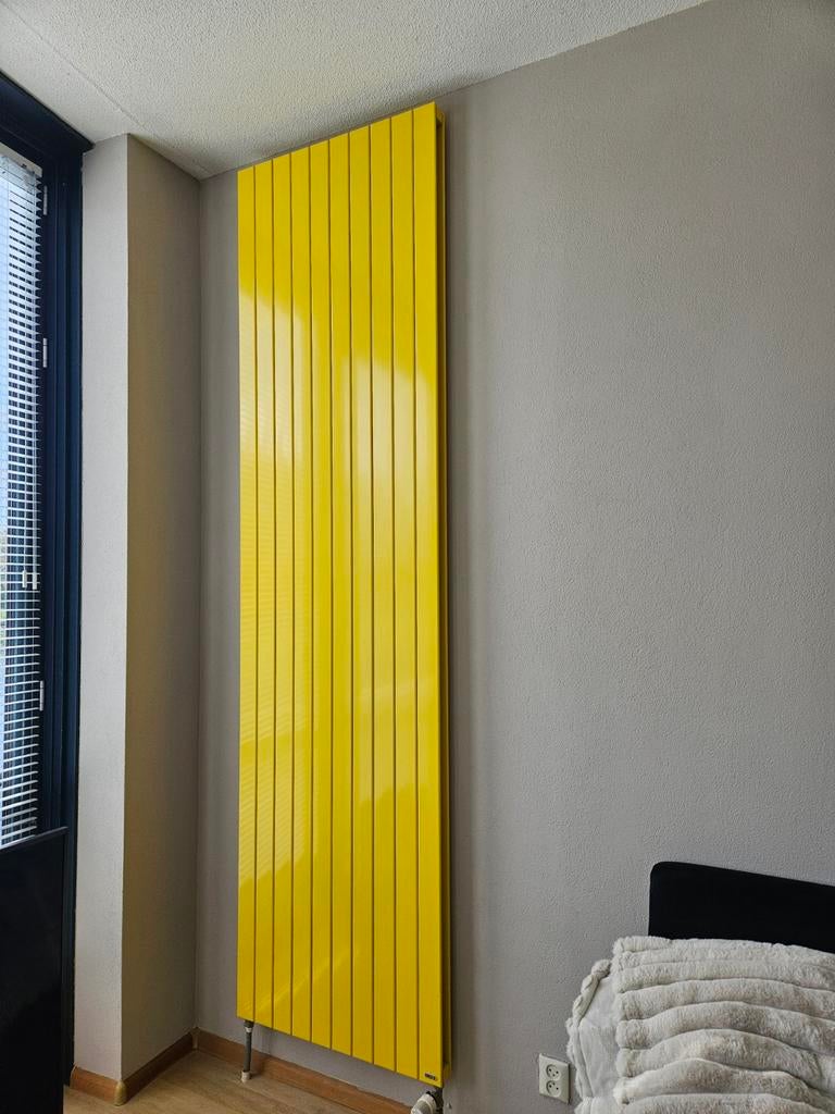 Vasco designradiator 72x270 cm - Geel, Doe-het-zelf en Verbouw, Verwarming en Radiatoren, Ophalen, Gebruikt, Radiator, 60 tot 150 cm