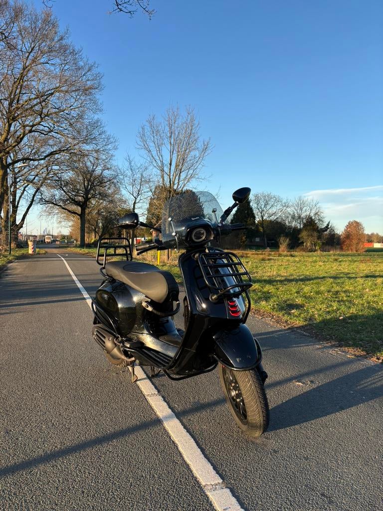 Vespa Sprint brom | Zelioni | Carbon, Ophalen, Gebruikt