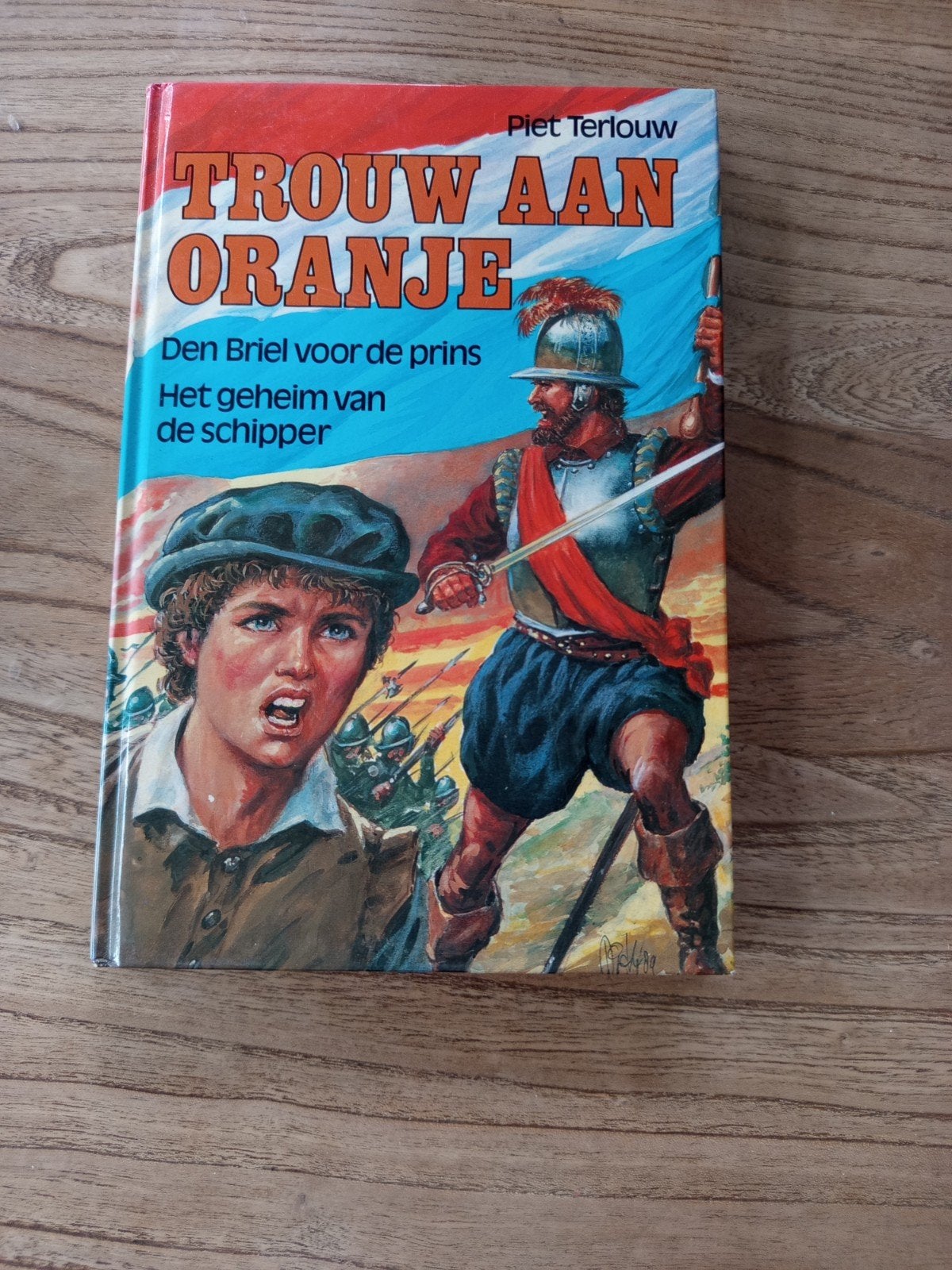 Trouw aan Oranje - Piet Terlouw (Den Briel voor de prins), Ophalen of Verzenden, Gelezen, Piet Terlouw