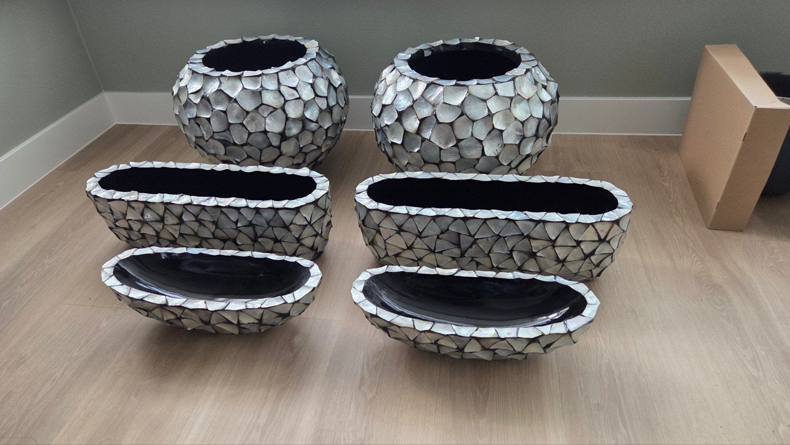 Set van 6 schelpen vazen/plantenbakken, Ophalen, Gebruikt, Met patroon/structuur, Wit