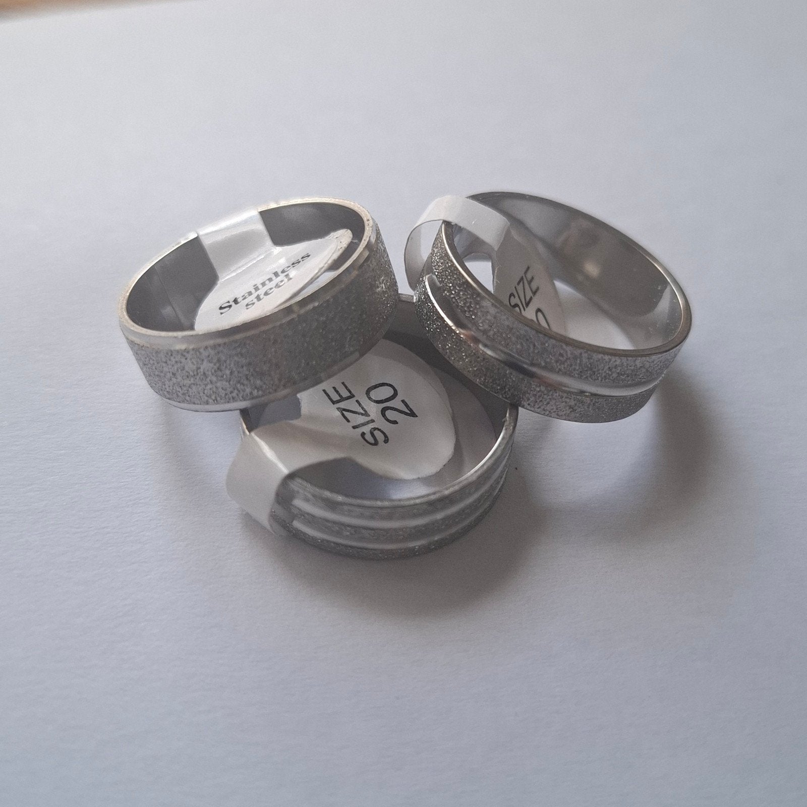 Stalen ringen met glittereffect, maat 20, 20 of groter, IJzer of Staal, Ophalen of Verzenden, Zo goed als nieuw